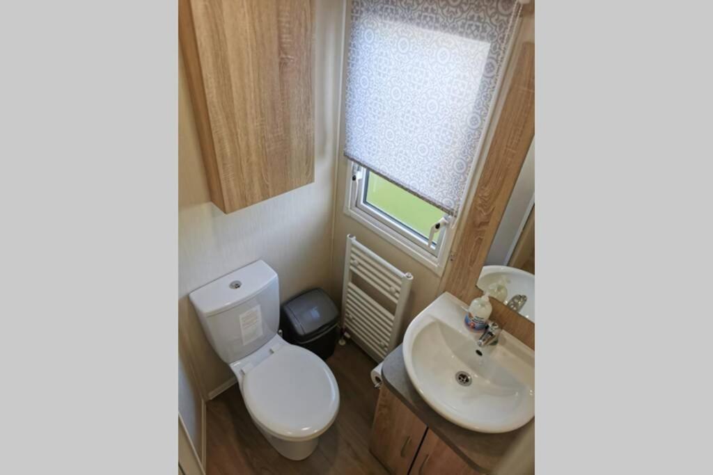 8 Sleep Chalet At Newquay Away Resorts Nb160 New Quay Exterior foto