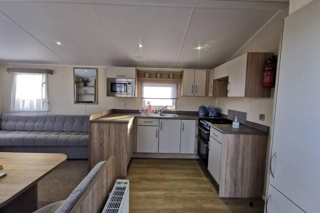 8 Sleep Chalet At Newquay Away Resorts Nb160 New Quay Exterior foto